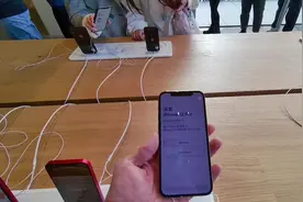 探店爱回收门店：立等可取的线下如何接住消费者年底爆发的换机需求？