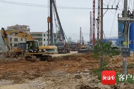 海口东头村陈玉河：为江东新区规划13号路建设“挪地”出妙招图片