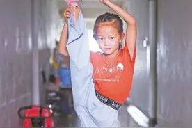 8周岁的假肢女孩舞出精彩 曾登央视《越战越勇》图片