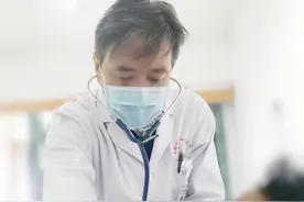 心脏“中圈套”被勒成葫芦形 20岁小伙走路都要喘 这根“金箍”是心包结核惹的祸图片