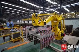 12日开园的南京欢乐谷，三年“吃掉”100万吨建筑垃圾图片