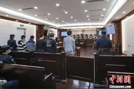 沪首例走私刑事附带民事公益诉讼案件宣判：五被告人走私冷冻肉获刑图片