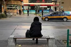 精神病女患者住院期间和男护工“自愿”发生关系怀孕？当地成立联合工作专班 男护工被监视居住！医院整顿图片