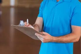 为啥说体育老师当班主任真挺好？看记者走访北京四中和实验二小图片