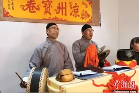 甘肃凉州“兄弟艺人”醉心“说唱”：在家设唱台传千年韵图片