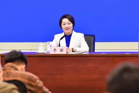 11月12日南宁市举行“城市治理提升年”活动情况通报新闻发布会图片
