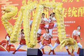 狮王争霸！校园醒狮队角逐传统醒狮邀请赛图片
