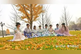 “汉服热”背后的年轻人：出门被喊“大侠留步”，遭一路围追堵截图片