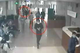 杭州一民警带嫌疑人去医院体检，意外遇见穿着病号服的母亲……图片