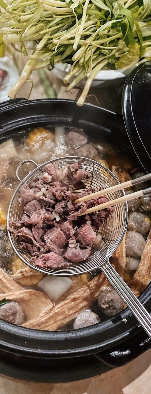 炖酸辣花胶鸡汤做法 2026年炖酸辣花胶鸡汤做法窍门 炖酸辣花胶鸡汤做法 2026年炖酸辣花胶鸡汤做法窍门