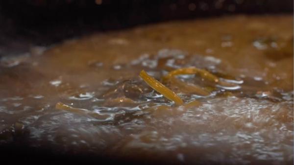 坨坨肉、松茸鸡汤、苦荞面包……谁才是这个地方美食界的NO.1？