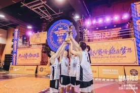 只有走上赛场，经历对抗和胜负，才会明白这场校园篮球的意义图片