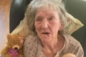 因女儿连发5封邮件要求探访 英国81岁老年痴呆症患者被养老院赶出后去世图片