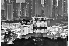 武汉太平洋大厦昨日爆破拆除图片