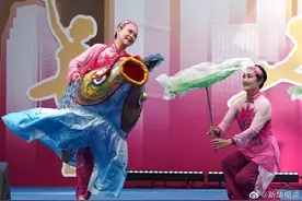 广场舞还能这么跳？来见见升级版的广场舞图片