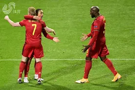 梅尔腾斯任意球破门 比利时2-0英格兰居头名图片