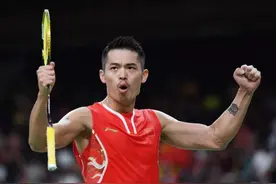 林丹“变形记”：退役生活带孩子接孩子，每天心情都特别好图片