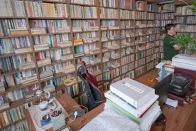 走进北大学者的书房：“书痴”张帆图片