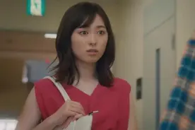 咖啡遇上香草：吉木疯狂的喜欢上里沙，他吃醋里沙有男友，想硬来视频封面