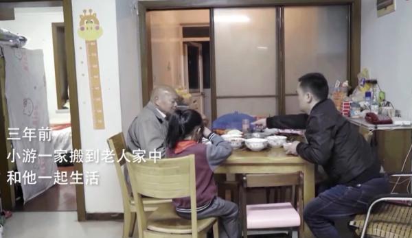 300万元房产，都送给楼下水果摊店主！88岁老人的故事，让人唏嘘……