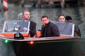 《碟中谍7》新片场照 阿汤和主演们拍最后一场戏图片