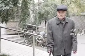 上海老人赠房给水果摊主的暖心故事遭质疑，普陀公证处最新回应图片