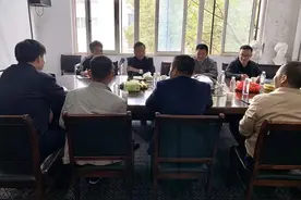 区政府副区长、区公安分局局长姚彦走访湖坊镇挂点企业图片