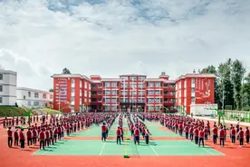 普格布拖两县脱贫摘帽 国家能源集团脱贫帮扶工作取得重大成果图片