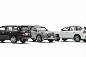京商1/64 Lexus LX570试玩图片