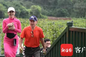 “相约海南——老外眼中的新农村”直播活动走进海口美兰区芳园村图片
