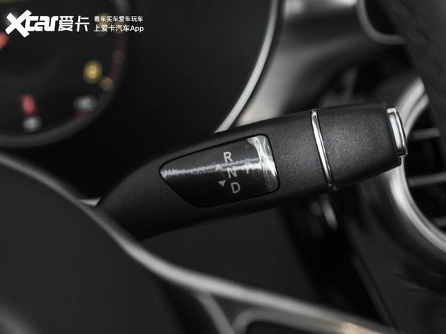 豪华品牌中型SUV的中坚力量，奔驰GLC解读低配车