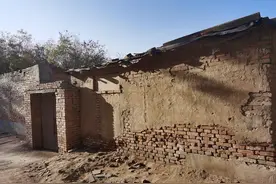 “中国镍都”金昌城改引争议：投资数亿建景区 部分居民仍住城中危房图片