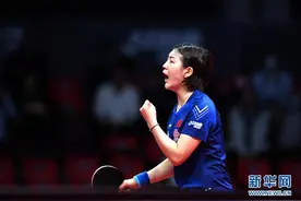 国际乒联总决赛：陈梦晋级八强图片