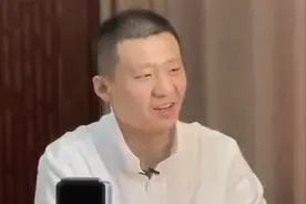 于欢出狱后首次公开露面：只求我妈不怪我就行图片
