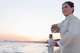 太极拳可改善关节炎症状，做起来吧图片