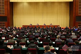中共中央决定：阮成发同志任云南省委书记，陈豪同志不再担任云南省委书记、常委、委员职务图片