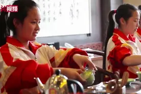 探访职教发展现状：高考不是“独木桥” 升学“窄门”变“宽门”视频封面