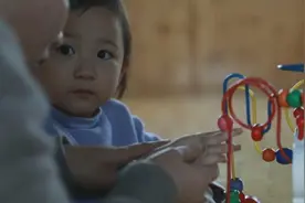 守护700个来自星星的孩子视频封面