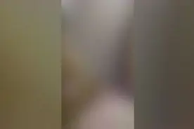 男子因情感纠纷遭浸猪笼，警方：已抓获一人，其他嫌疑人正追捕中图片