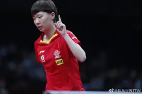 王曼昱横扫伊藤美诚，国乒提前包揽总决赛男女单打冠军图片