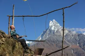 快看！尼泊尔壮丽的雪山风光图片
