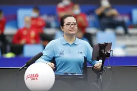 国际级裁判乔维维——您当裁判时的样子非常美图片