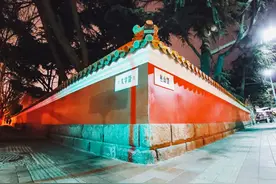 转角遇到爱！青岛网红墙，为啥这样“红”？图片