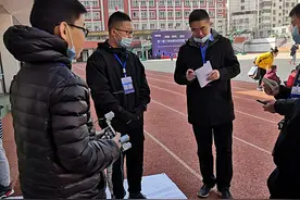 酷面孔丨三位小学生自制“导盲犬机器人”获一等奖图片