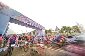 百里柳江劈风竞速！帅图片