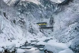 到此一游｜探访阿尔卑斯山最美山峰，滑夜雪、吃奶酪火锅图片