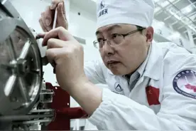 神舟十一号和天宫二号对接，他攻克了最大技术难题，杨利伟点赞：让航天员放心图片
