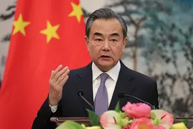 大外交｜王毅开启对日韩访问：两大背景和双边关系图片
