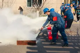 果然视频｜警报声响黄台电厂遇空袭？原来是防空演练视频封面