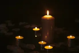 一代球王马拉多纳去世——道达早评图片